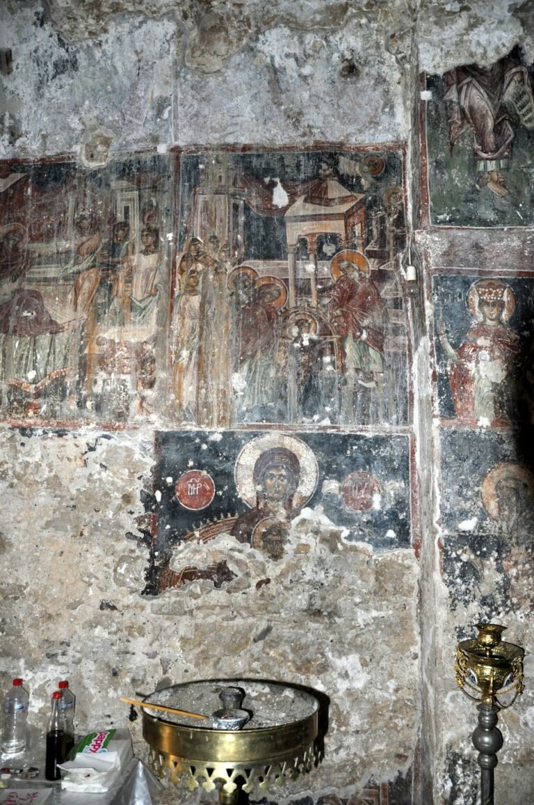 paintings in Christo church Tylissos